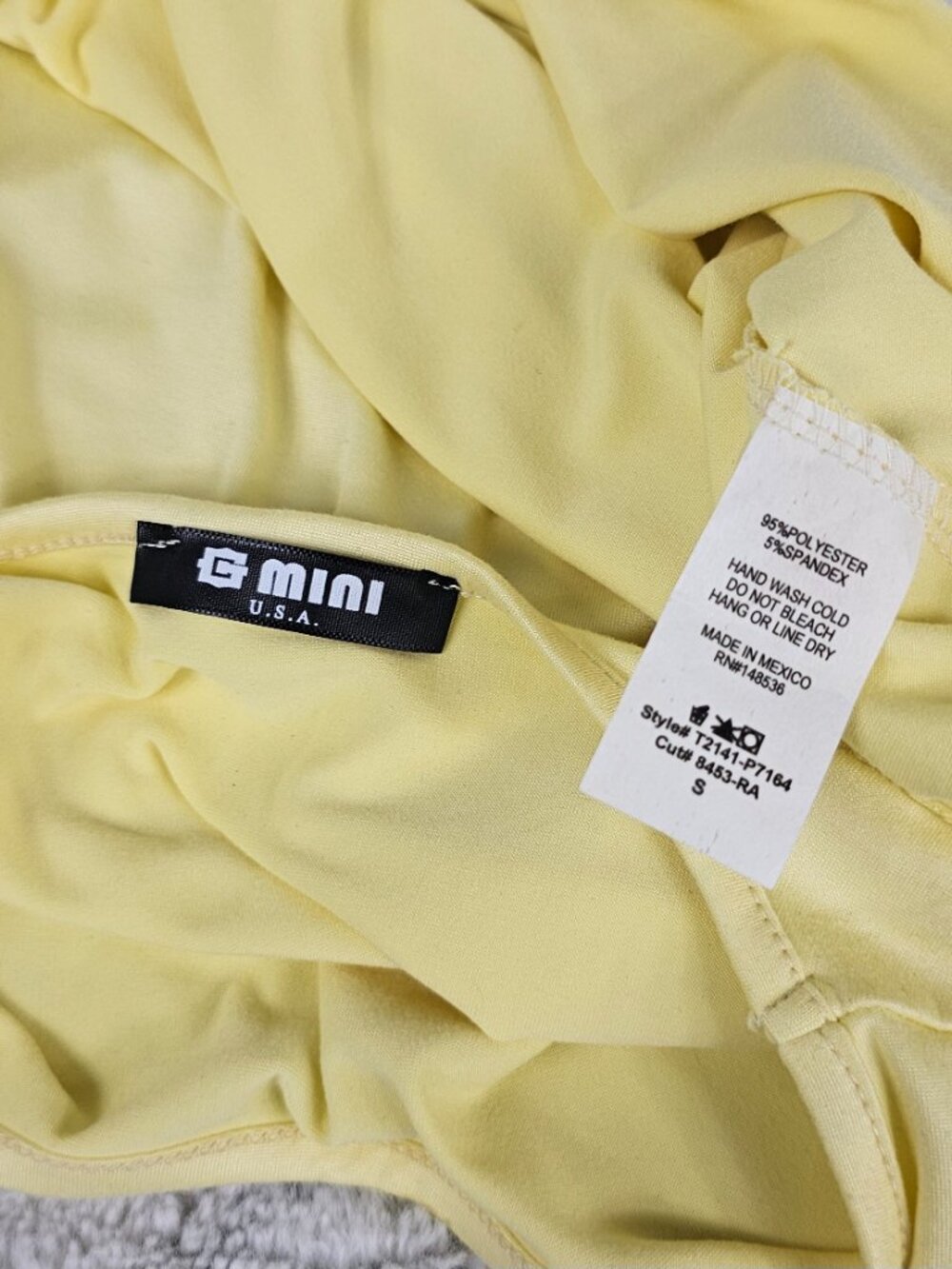 Dolls Kill GMini Small Yellow Baby Tee Stretchy Bad Girls Go Backstage Concert - Picture 5 of 5
